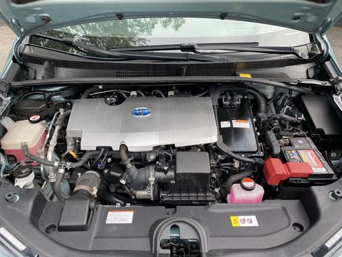 Used 2016 Toyota Prius Four w/ Advanced Technology Package FWD image 13