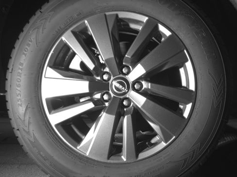 Used 2025 Nissan Pathfinder SV AWD/4WD image 15