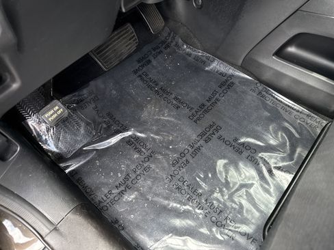 Used 2013 Honda CR-V LX image 17