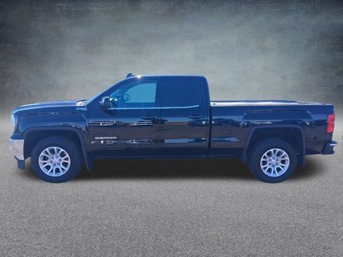 Used 2016 GMC Sierra 1500 SLE w/ SLE Value Package AWD/4WD image 2