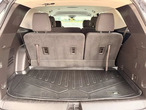 Used 2018 Chevrolet Traverse LT AWD/4WD image 7