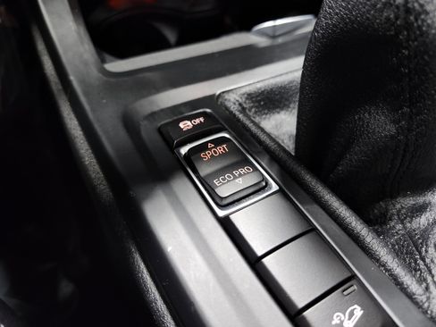 Used 2018 BMW X1 xDrive28i image 9