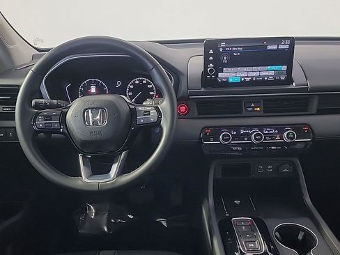 Certified 2025 Honda Pilot EX-L image 19