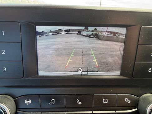 Used 2020 Ford Transit 250 Medium Roof AWD image 34