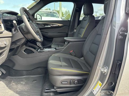 New 2025 Chevrolet TrailBlazer ACTIV w/ Convenience Package image 2