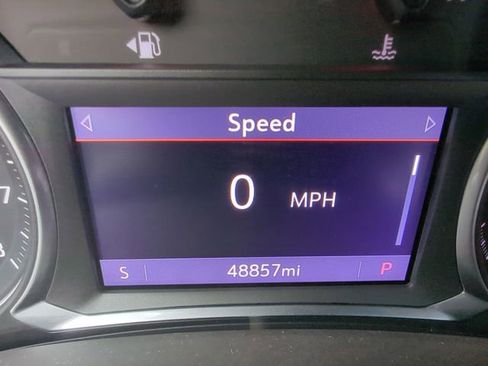 Used 2022 GMC Terrain SLT w/ LPO, Floor Liner Package image 19