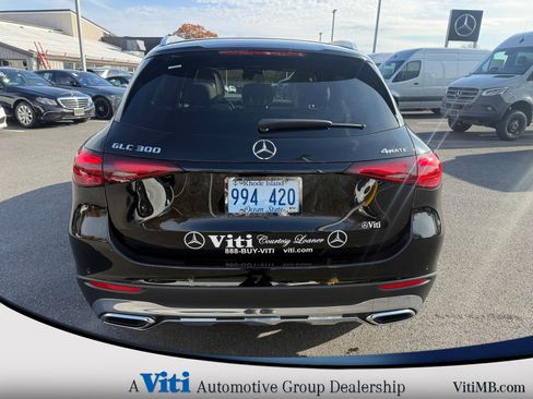 Used 2024 Mercedes-Benz GLC 300 4MATIC image 8