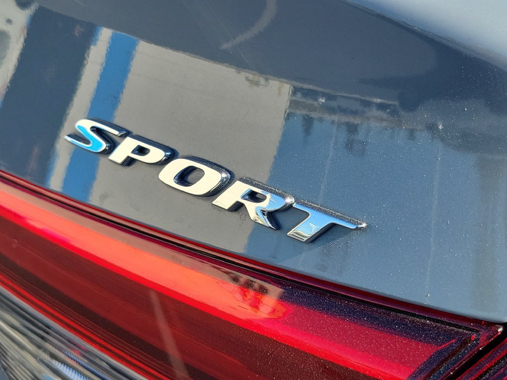 Certified 2024 Honda Civic Sport image 9