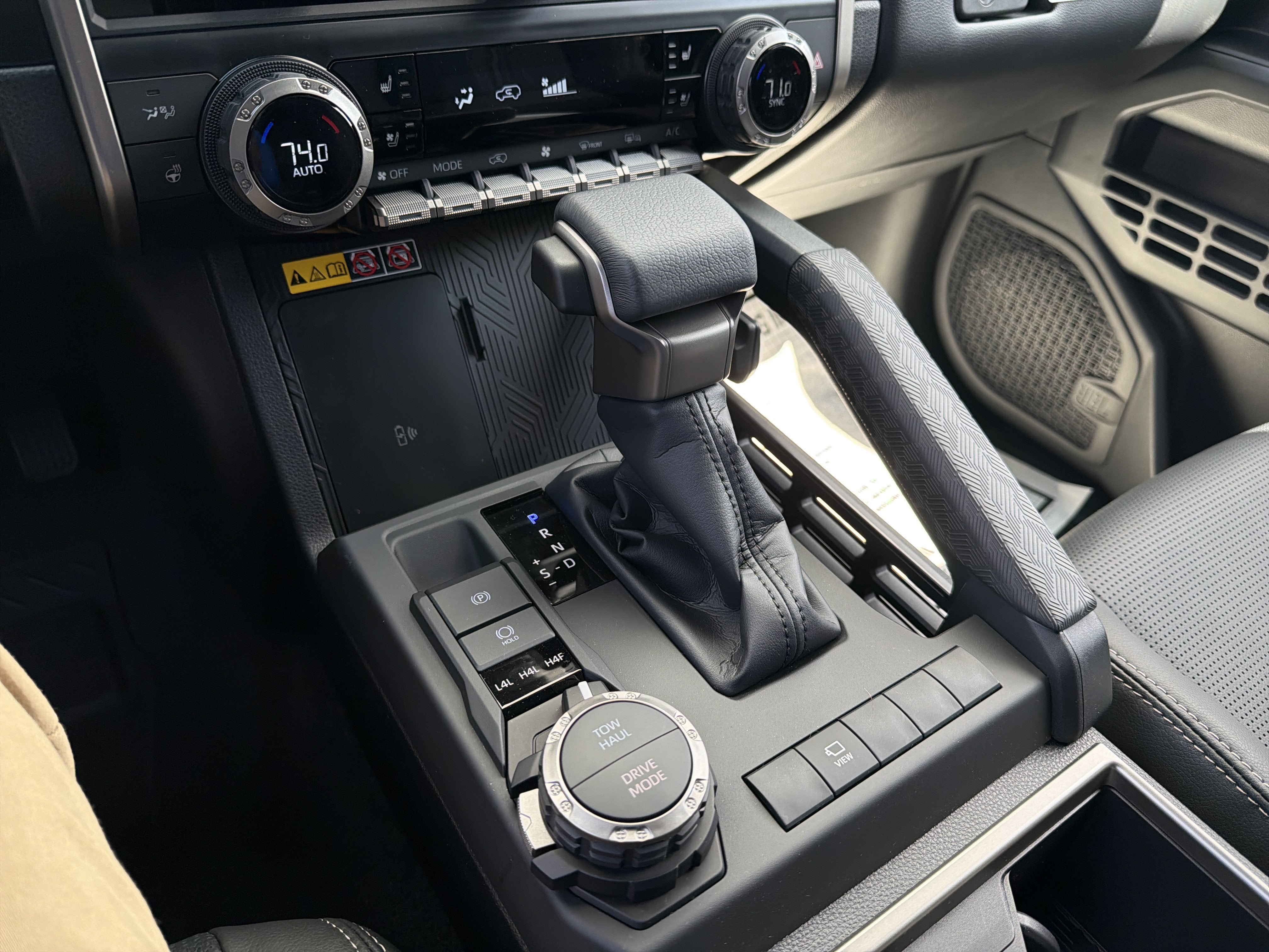 New 2026 Toyota 4Runner Limited AWD/4WD image 23