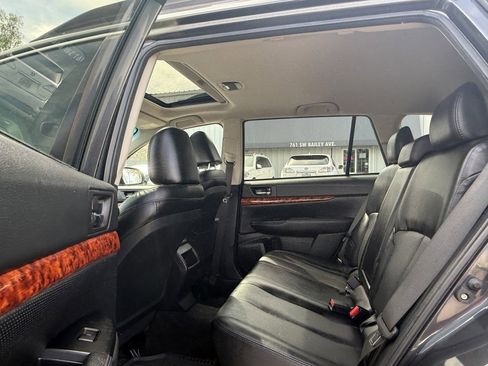 Used 2012 Subaru Outback 2.5i Limited w/ Moonroof Pkg image 17