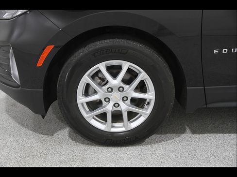 Certified 2024 Chevrolet Equinox LT FWD image 20