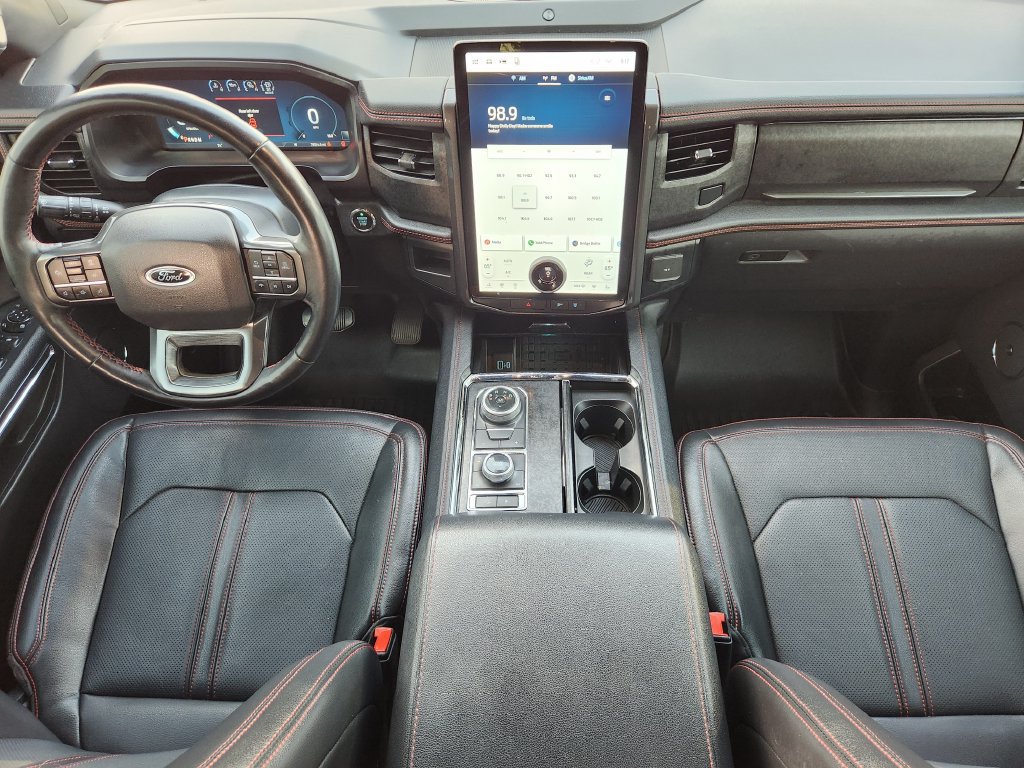 Used 2022 Ford Expedition Limited AWD/4WD image 18