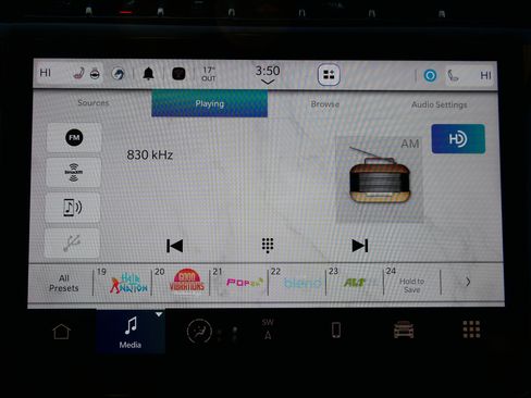 Used 2023 Jeep Grand Cherokee L Limited image 22