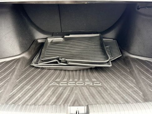 Used 2023 Honda Accord EX image 12