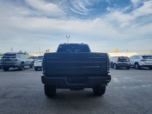 Used 2021 Ford F250 Platinum w/ FX4 Off-Road Package AWD/4WD image 4