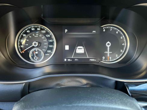 Used 2026 Genesis G70 2.5T RWD image 7
