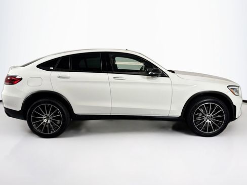Certified 2022 Mercedes-Benz GLC 300 4MATIC Coupe image 4