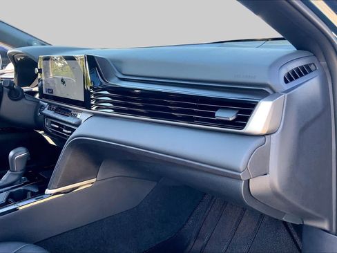 Used 2026 Toyota Camry XSE w/ Premium Package FWD image 19