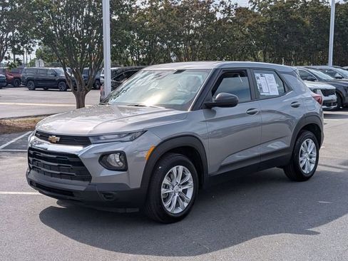 Used 2023 Chevrolet TrailBlazer LS FWD image 7