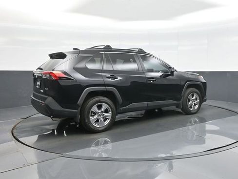 Used 2024 Toyota RAV4 XLE w/ Convenience Package image 7