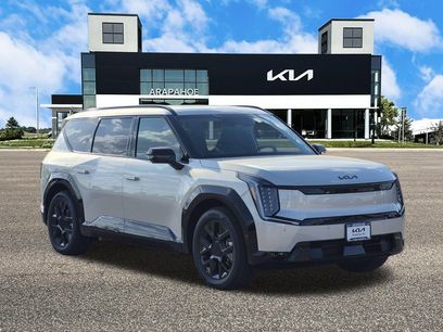 New 2026 Kia EV9 Land w/ Nightfall Edition Package