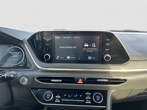 Used 2022 Hyundai Sonata SEL w/ Convenience Package image 11