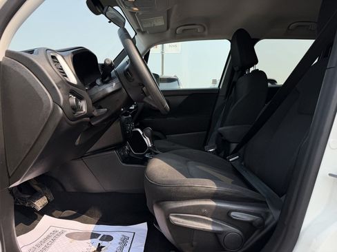 Used 2019 Jeep Renegade Sport w/ Sport Appearance Group AWD/4WD image 10