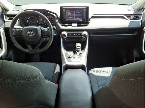 Used 2022 Toyota RAV4 XLE AWD/4WD image 21