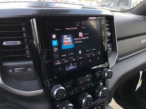 New 2026 RAM 1500 4x4 Crew Cab image 27