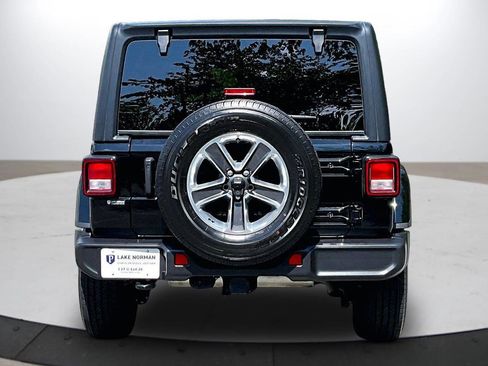 Certified 2022 Jeep Wrangler Unlimited Sahara w/ Cold Weather Group AWD/4WD image 8