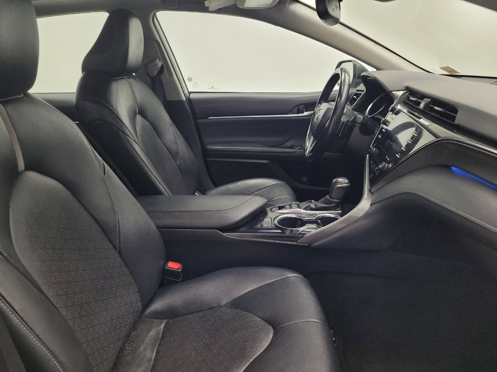 Used 2019 Toyota Camry XSE FWD image 21