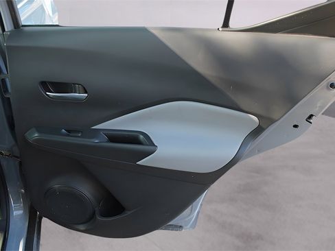 Used 2024 Nissan Kicks SR w/ SR Premium Package image 27