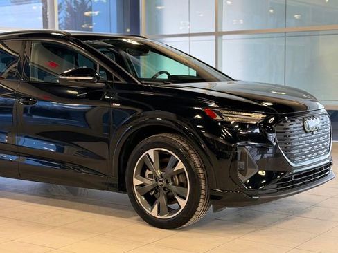 Used 2024 Audi Q4 e-tron Prestige w/ Black Optic Package image 5