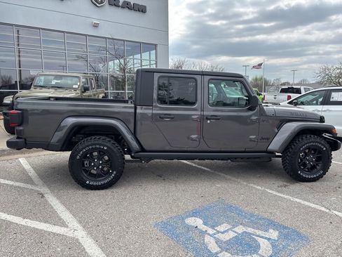 New 2026 Jeep Gladiator Willys image 32