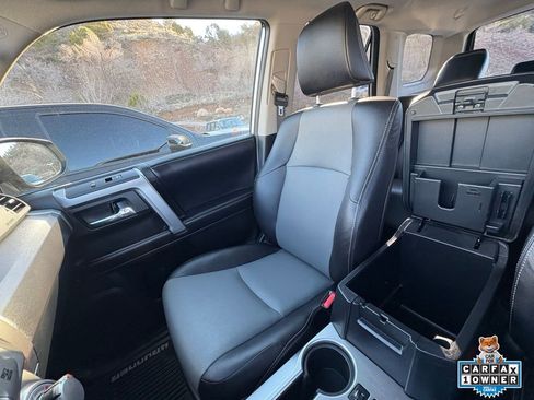 Used 2017 Toyota 4Runner SR5 Premium image 21