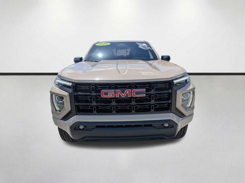 Used 2024 GMC Canyon Elevation w/ Elevation Premium Package RWD image 9