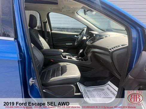 Used 2019 Ford Escape SEL AWD/4WD image 12