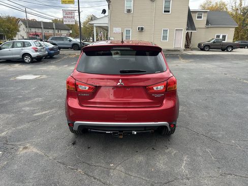 Used 2015 Mitsubishi Outlander Sport ES image 5