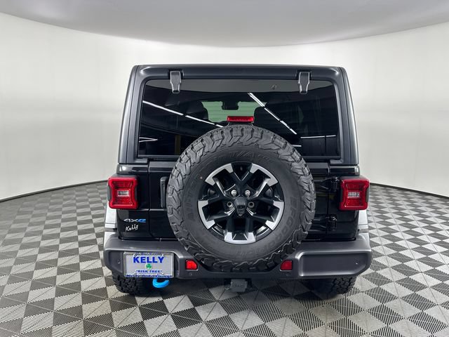 Used 2024 Jeep Wrangler Unlimited Rubicon 4xe w/ Technology Group AWD/4WD image 27