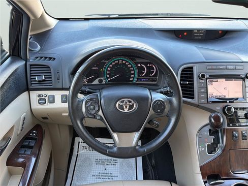 Used 2015 Toyota Venza Limited AWD/4WD image 22