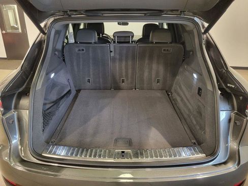 Used 2021 Porsche Cayenne S w/ Premium Package Plus image 23