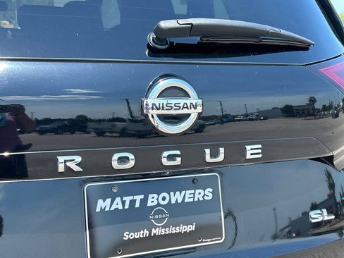 Used 2021 Nissan Rogue SL FWD image 5