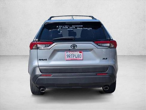 Used 2025 Toyota RAV4 XLE w/ Convenience Package image 7