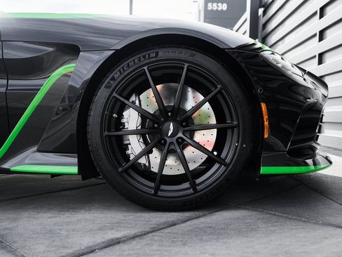 Used 2023 Aston Martin V12 Vantage image 29