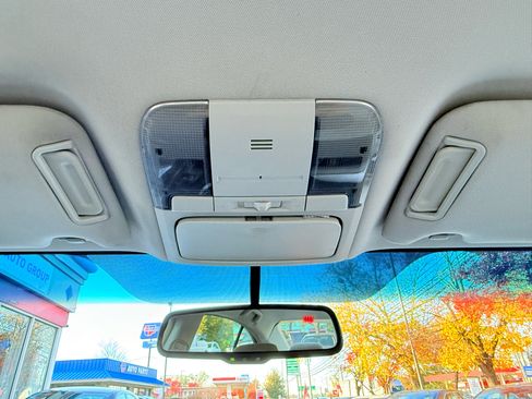 Used 2013 Subaru Legacy 2.5i Premium image 23