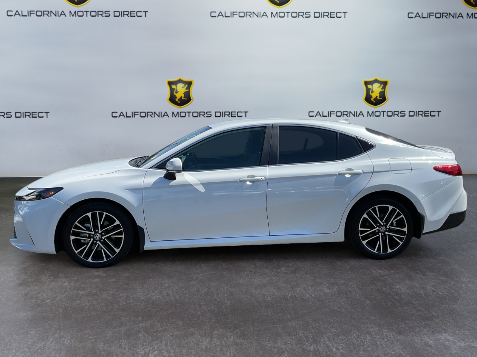 Used 2026 Toyota Camry XLE FWD image 8