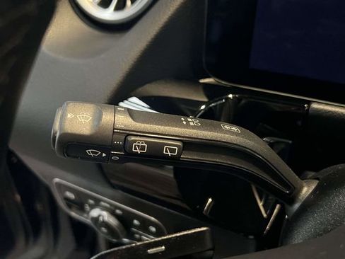 Certified 2024 Mercedes-Benz GLA 250 4MATIC image 24