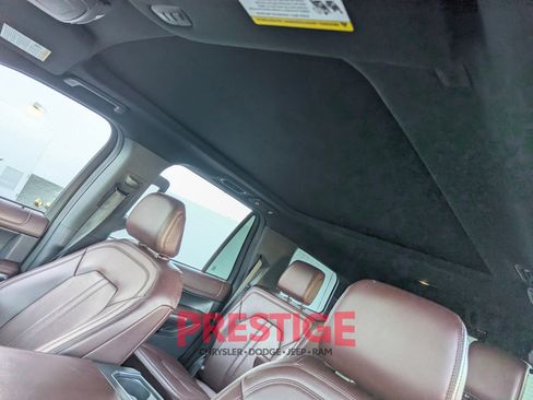 Used 2024 Ford Expedition Limited image 29