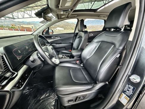 Used 2024 Kia Sportage EX w/ EX Premium Package AWD/4WD image 12