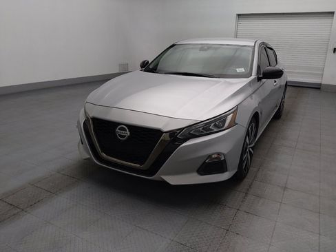Used 2021 Nissan Altima 2.5 SR FWD image 15